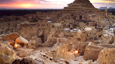 واحة سيوة تفرض نفسها على خريطة السياحة البيئية والعلاجية في مصر
