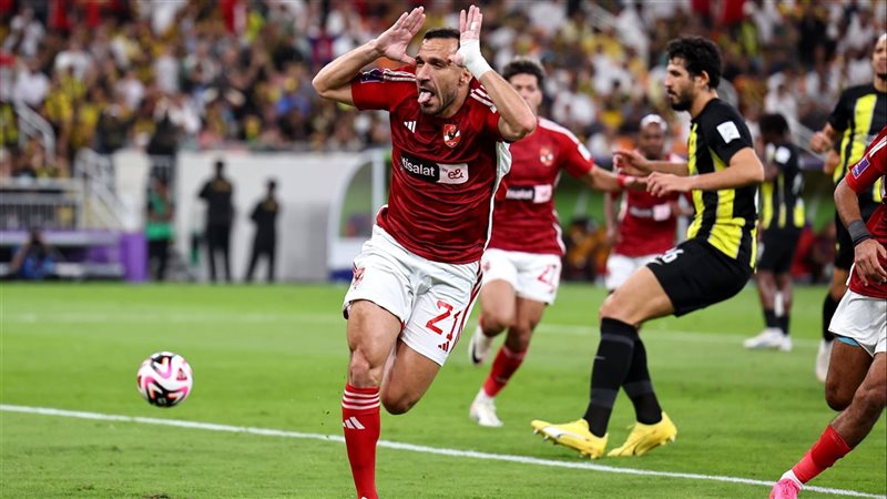 الأهلي والاتحاد السعودي