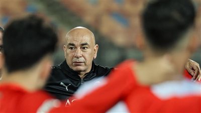 حسام حسن يستقر على رباعي دفاع منتخب مصر أمام بنين بأمم إفريقيا