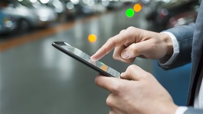  أهمها عدم الاشتراك في العروض.. 10 قواعد تحكم عمل مستخدمي الاتصالات في مصر