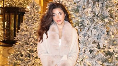 بتحتفل بالكريسماس.. يارا السكري تخطف الأنظار بإطلالة شتوية من باريس