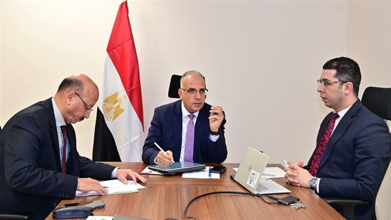وزير الري