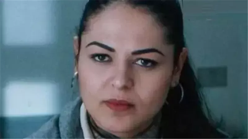 نيفين مندور