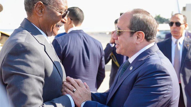 الرئيس عبد الفتاح السيسي والفريق أول ركن عبد الفتاح البرهان