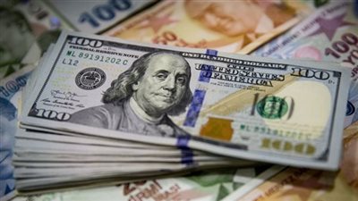 الدولار يحافظ على مستوياته أمام الجنيه مع إجازة البنوك ونهاية السنة المالية