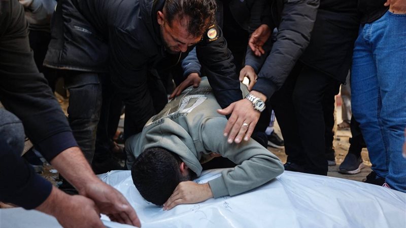 أهالي المفقودين تحت الانقاض