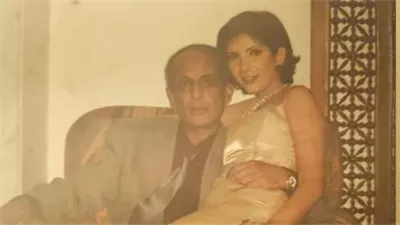 بصورة تجمعهما.. منى زكي تعبر عن اشتياقها لوالدها الراحل