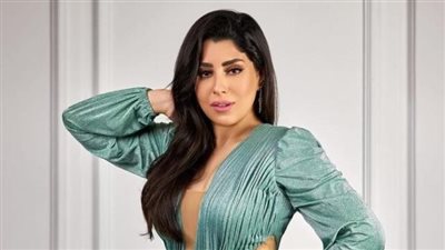 آيتن عامر تقدم وجها جديدا من الإبداع في «كلهم بيحبوا مودي»