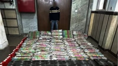ضبط صاحب شركة بالإسكندرية لتورطه في الاتجار بـ29 ألف لعبة نارية وأسلحة بيضاء