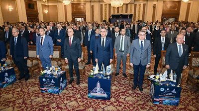 وزير التموين يترأس الجلسة الحوارية الأولى للمؤتمر.. الثورة الرقمية وتأثيراتها التكنولوجية