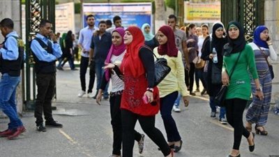 أبرزها الفصل النهائي من الجامعة..  عقوبات تأديبية للطلاب طبقا للقانون