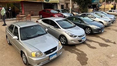 حملة مكبرة لغلق معارض السيارات المخالفة بحي شرق مدينة نصر