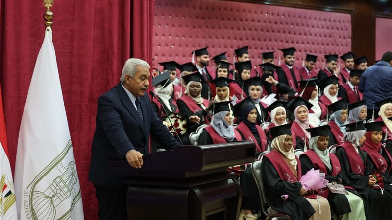 الدكتور محمود صديق 