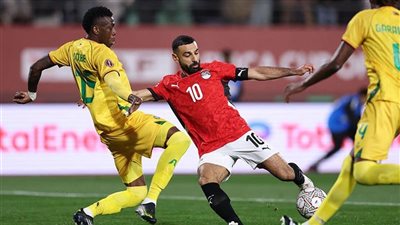 منتخب مصر ينفي ادعاء مدرب جنوب إفريقيا ضد محمد صلاح