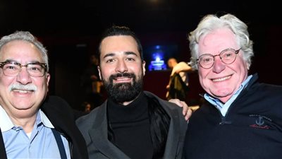 حسين فهمي لـ«الجمهور»: عرض فيلم الملحد واجب فني «مش هنفضل خايفين»