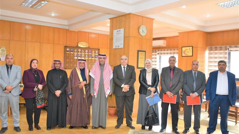 كلية التجارة جامعة طنطا تستقبل وفد السفارة السعودية