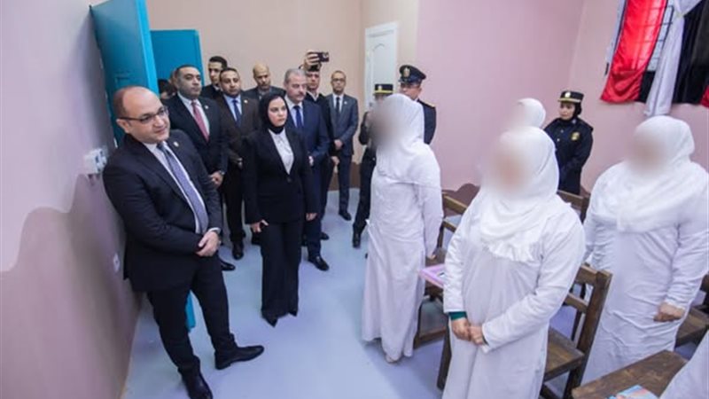 جانب من الحدث 