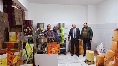 ضبط مصنع نودلز غير مرخص بالغربية ومصادرة 113 ألف عبوة