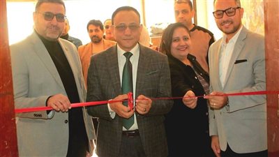 «الرحلة»… معرض بكلية الفنون الجميلة بجامعة أسيوط يوثّق التحولات العمرانية