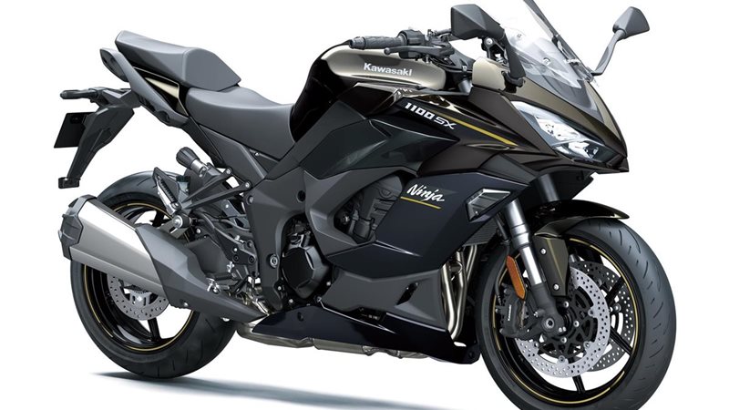كاواساكي تكشف عن نينجا 1100SX 2026