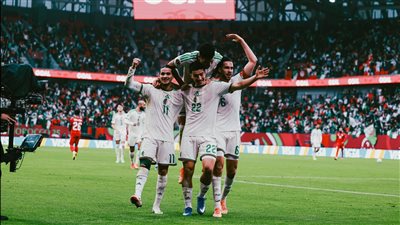 العروض تنهال على نجم منتخب الجزائر عقب تألقه في كأس الأمم الأفريقية