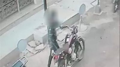 القبض على عاطل سرقا دراجة نارية من أخر في محافظة المنيا