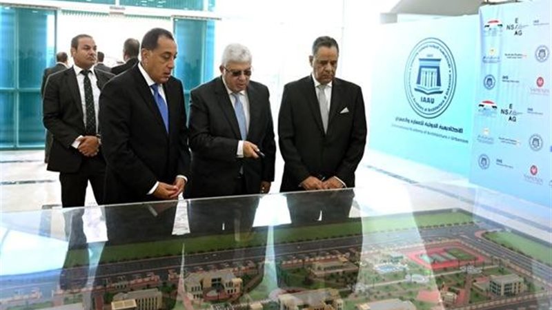 رئيس الوزراء ووزير التعليم العالي