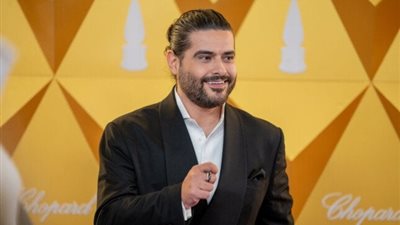 ناصيف زيتون يتألق في حفلات رأس السنة ويكشف عن لحظات مؤثرة في “The Voice”