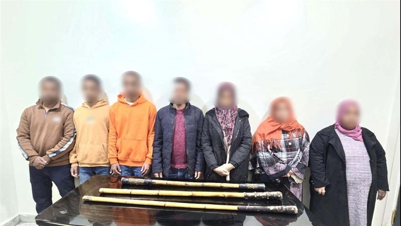 المتهمين 