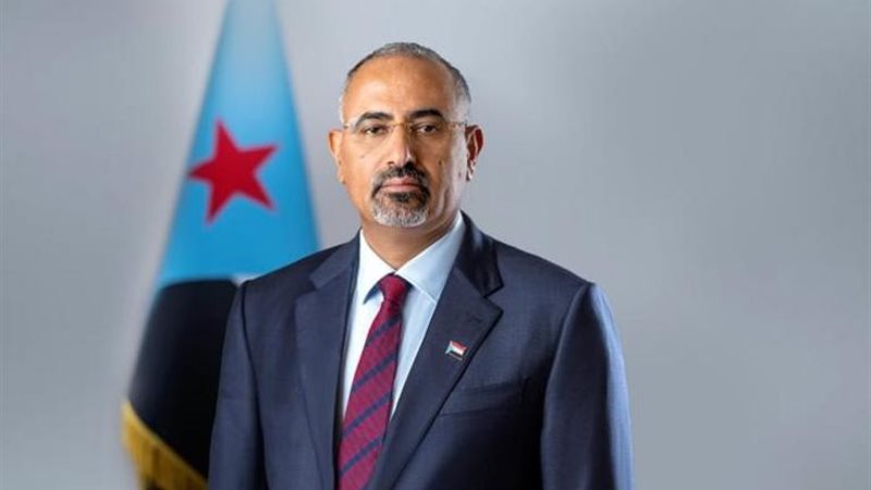 عيدروس الزبيدي يعلن مرحلة انتقالية مدتها سنتان
