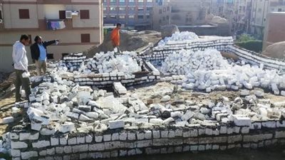 محافظ أسوان: لا تهاون مع البناء العشوائي والتعدي على أراضي الدولة