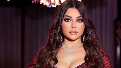  هيفاء وهبي تصل القاهرة قبل حفلها: مدينة مليانة قلب وتاريخ وكرم ضيافة