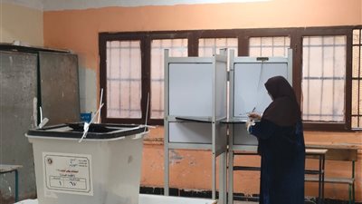 السيدات يتصدرن مشهد جولة الإعادة بدائرة الهرم في انتخابات مجلس النواب