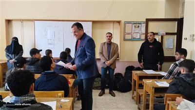 وكيل تعليم دمياط يؤكد توفير الهدوء والانضباط بلجان امتحانات النقل بالمدارس
