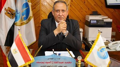رئيس مياه الغربية يقود إصلاح كسر خط 600مم ببشبيش دون توقف الخدمة