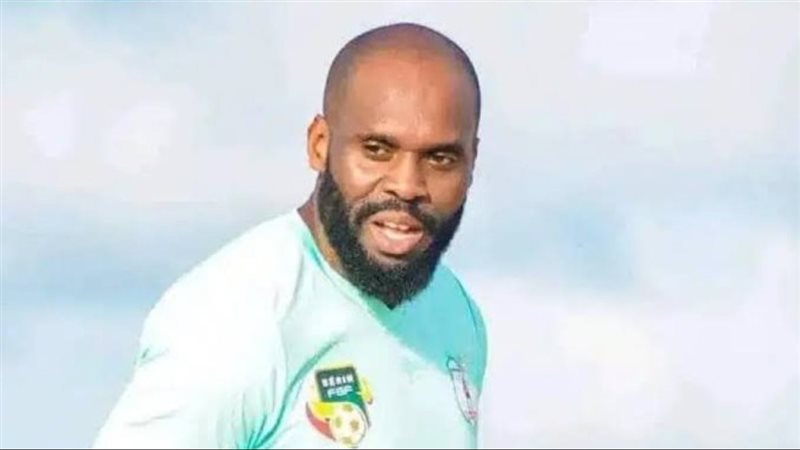 عبد الله أوزيرو، لاعب منتخب بنين الساب
