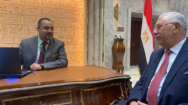 السيد القصير الأمين العام لحزب الجبهة الوطنية 