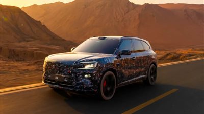  زيكر 8X الجديدة كليًا.. SUV هجينة فاخرة بذكاء اصطناعي بالصور