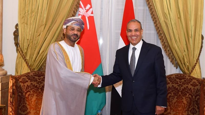 وزيرا الخارجية المصري والعماني 