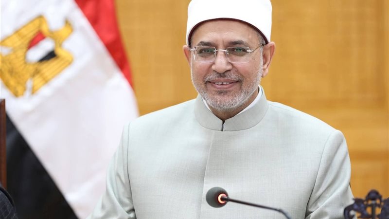 الدكتور سلامة داود 