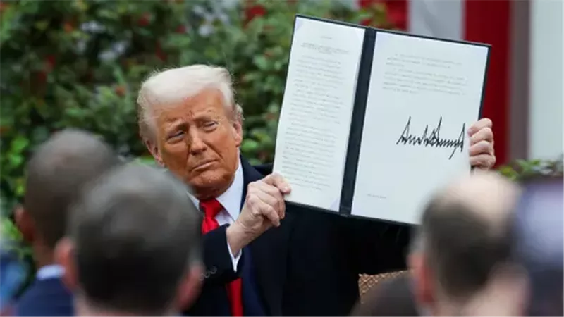 الرئيس الأمريكي دونالد ترامب