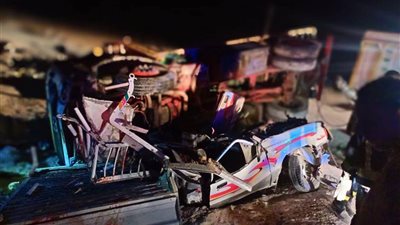  نائب محافظ المنيا ينتقل إلى مكان حادث تصادم سيارتى نقل 