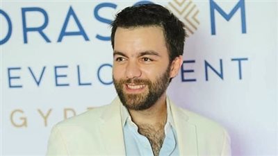 من «أنا وهو وهم» إلى «البحث عن فضيحة».. شريف رمزي بين الضابط وسمير صبري |خاص