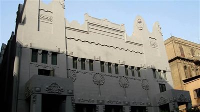 السيطرة على حريق داخل كافيه بجوار المعبد اليهودي في القاهرة.. صور