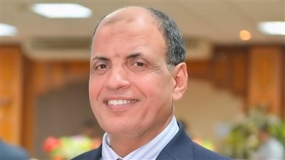 قرار جمهوري بتعيين الدكتور أحمد عبادة العربي عميدا لآداب طنطا