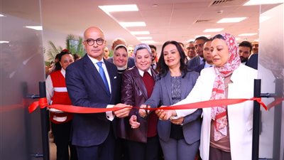 وزيرة التضامن ورئيس جامعة عين شمس يطلقان شراكة جديدة.. تفاصيل 