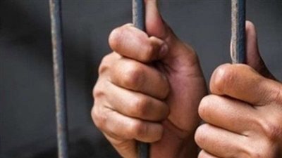 المشدد 10 سنوات عقوبة من انضم لجماعة إرهابية وكان من أفراد الجيش أو الشرطة