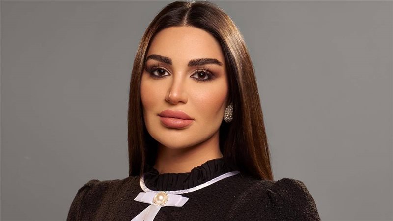 سارة نخلة