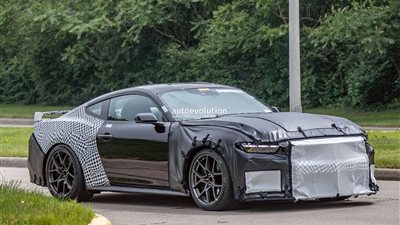 فورد شيلبي GT500 المكشوفة 2027 تكسر القواعد: سرعة جنونية وتصميم مكشوف 