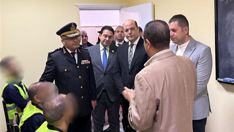 جانب من الزيارة 